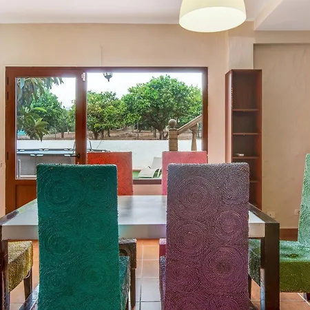Maison Pedrera Villa *